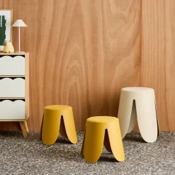 Set 2 sgabelli impilabili per bambini in bouclé testurizzato