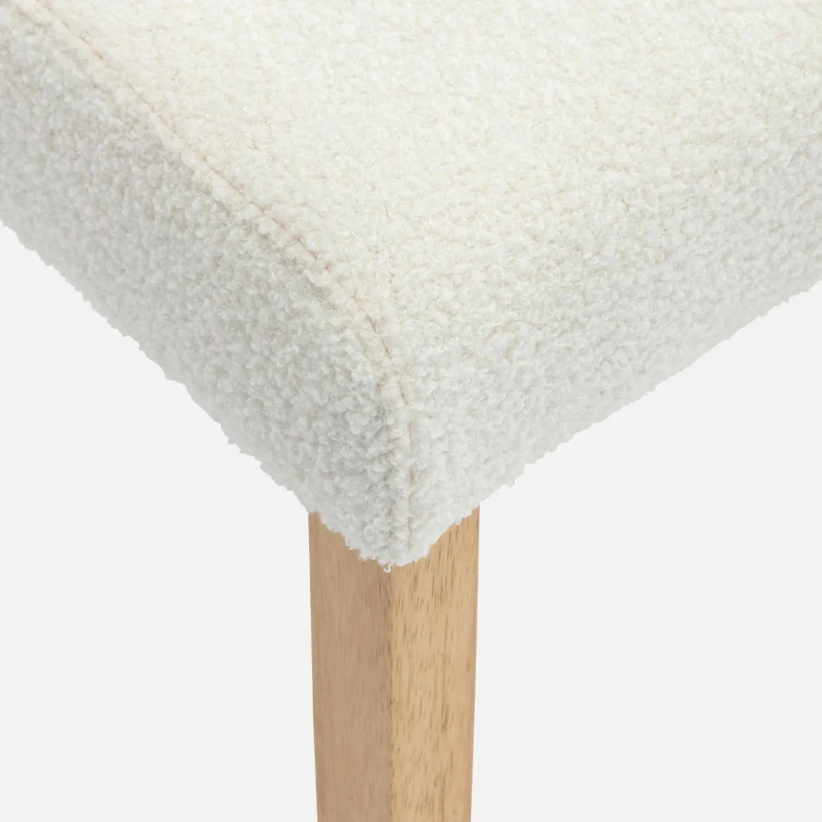 Set di 4 sedie a coste con gambe in legno