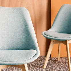 Set di 4 sedie scandinave in legno di faggio e tessuto semplice