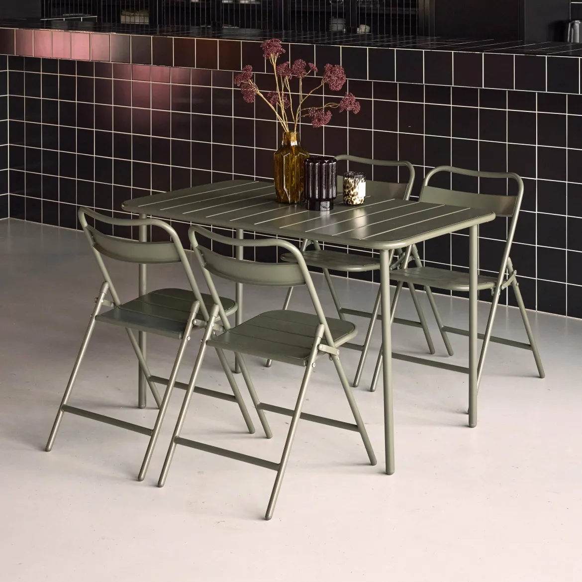 Set tavolo da giardino bistrot pieghevole in acciaio con 4 sedie, 120cm