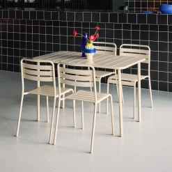 Set tavolo da giardino bistrot in metallo con 4 sedie, 120cm