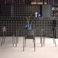 Set tavolo da giardino bistrot in metallo con 4 sedie, 120cm