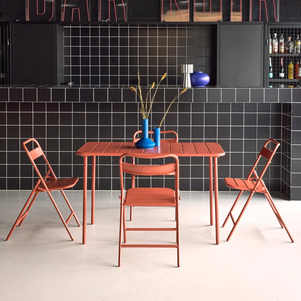Set tavolo da giardino bistrot pieghevole in acciaio con 4 sedie, 120cm