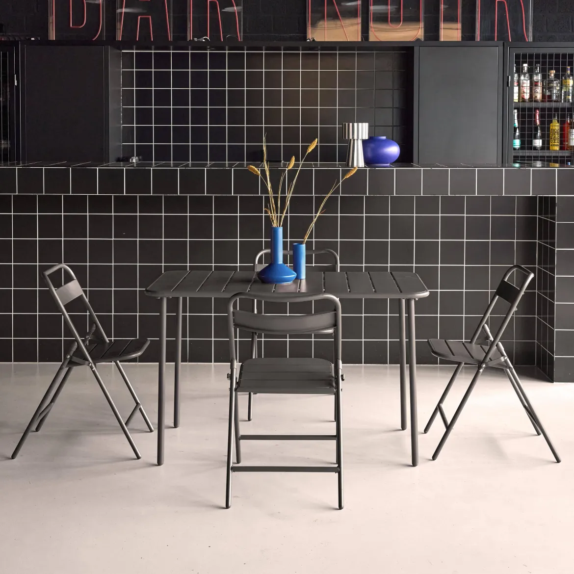 Set tavolo da giardino bistrot pieghevole in acciaio con 4 sedie, 120cm