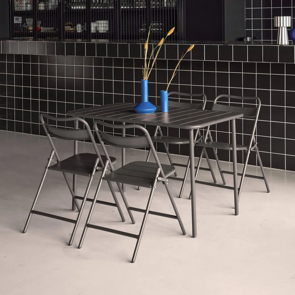 Set tavolo da giardino bistrot pieghevole in acciaio con 4 sedie, 120cm