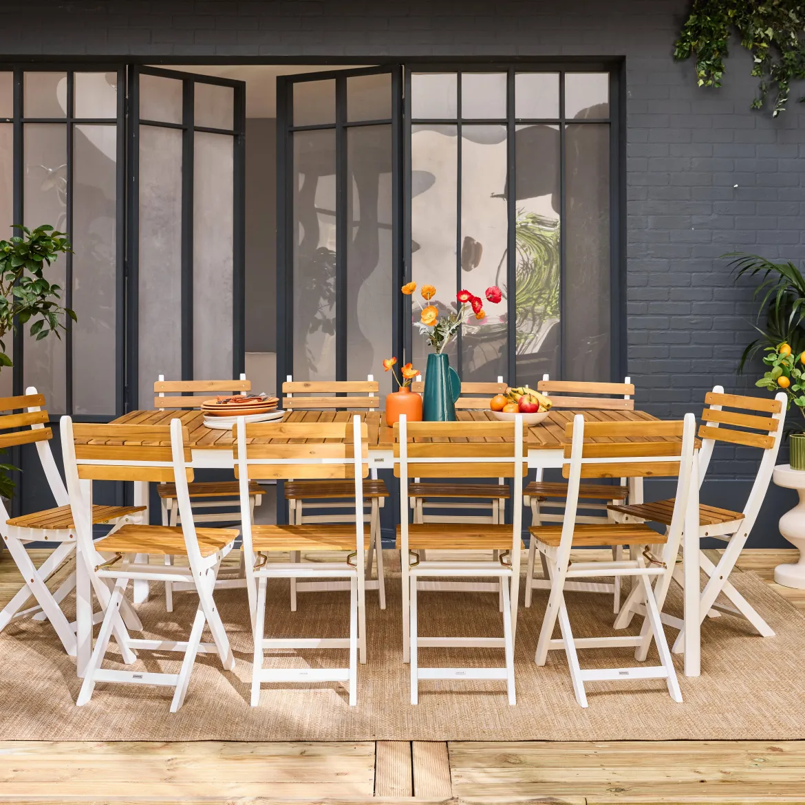 Set tavolo da giardino con angoli arrotondati in legno di acacia con 10 sedie