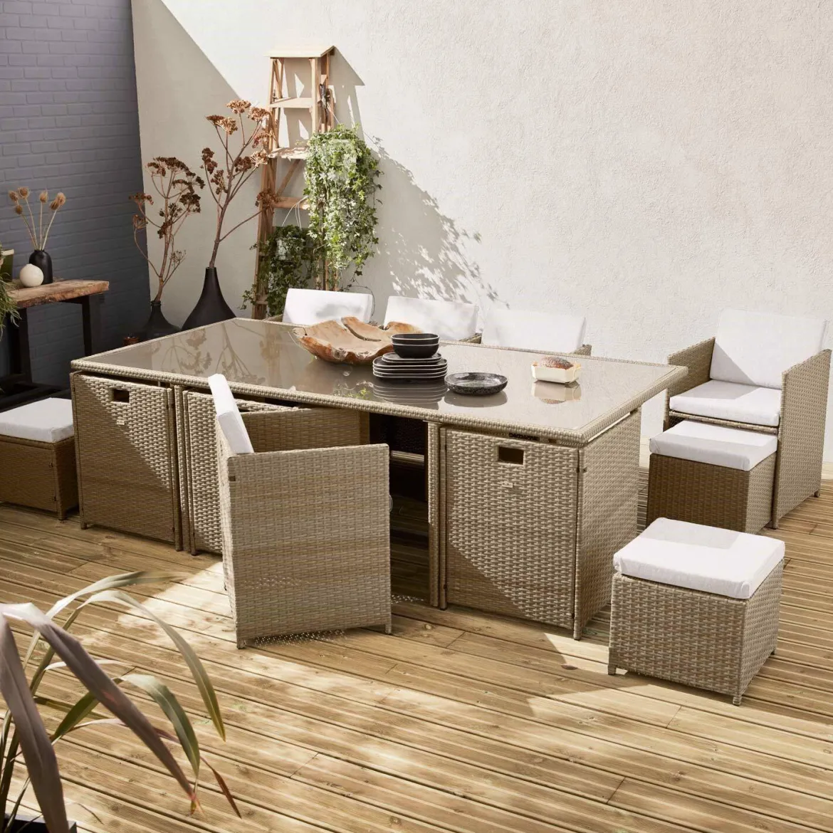 Set tavolo da giardino in resina con 12 poltrone + copertura di protezione