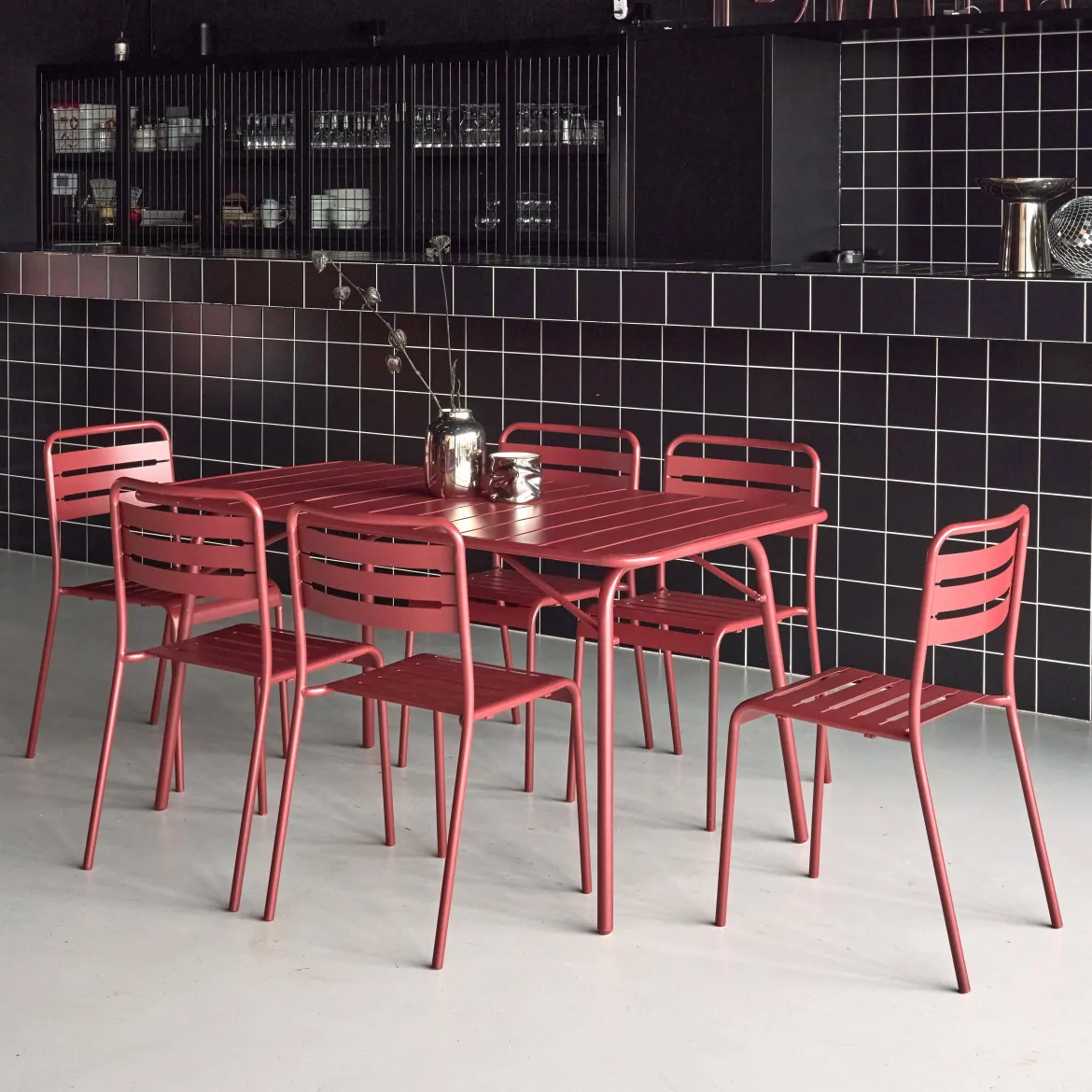 Set tavolo da giardino in acciaio con 6 sedie, 140cm
