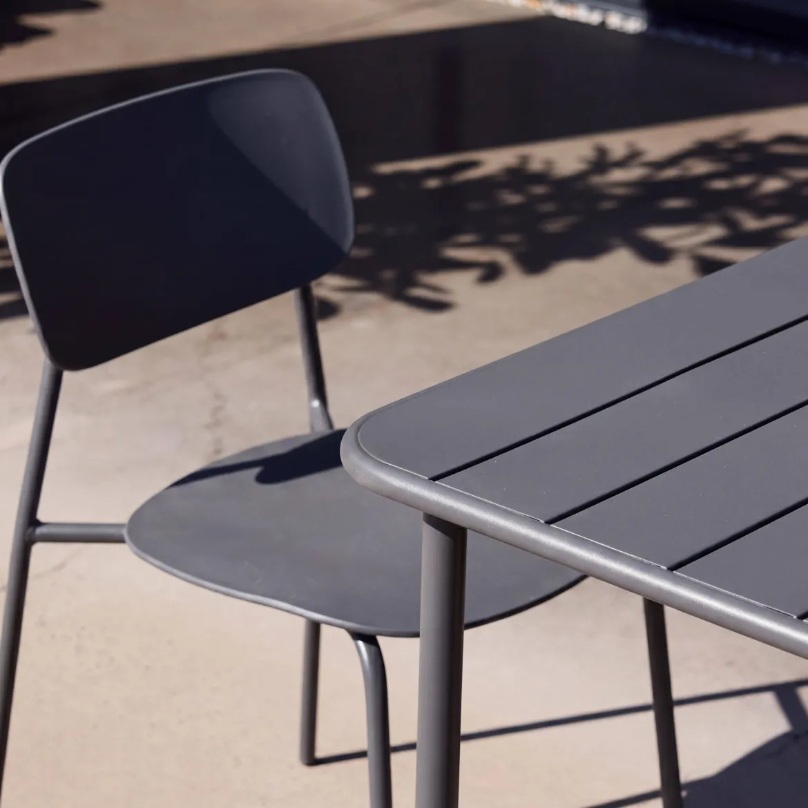 Set tavolo da giardino in metallo con 2 sedie