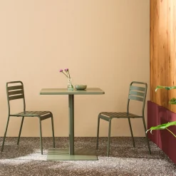 Set tavolo da giardino quadrato in acciaio con 2 sedie