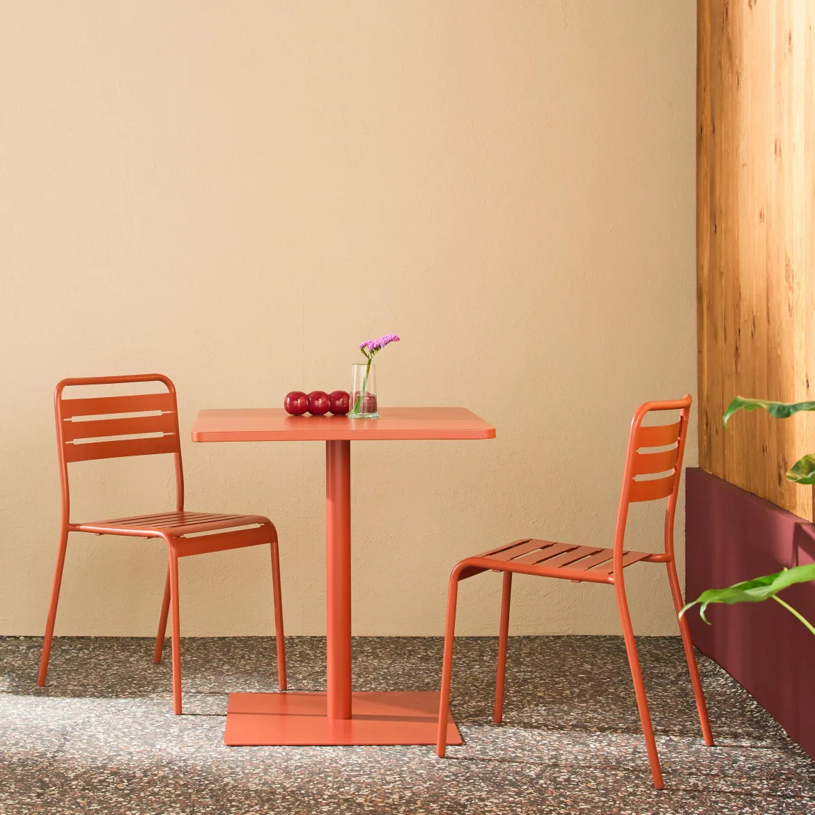 Set tavolo da giardino quadrato in acciaio con 2 sedie
