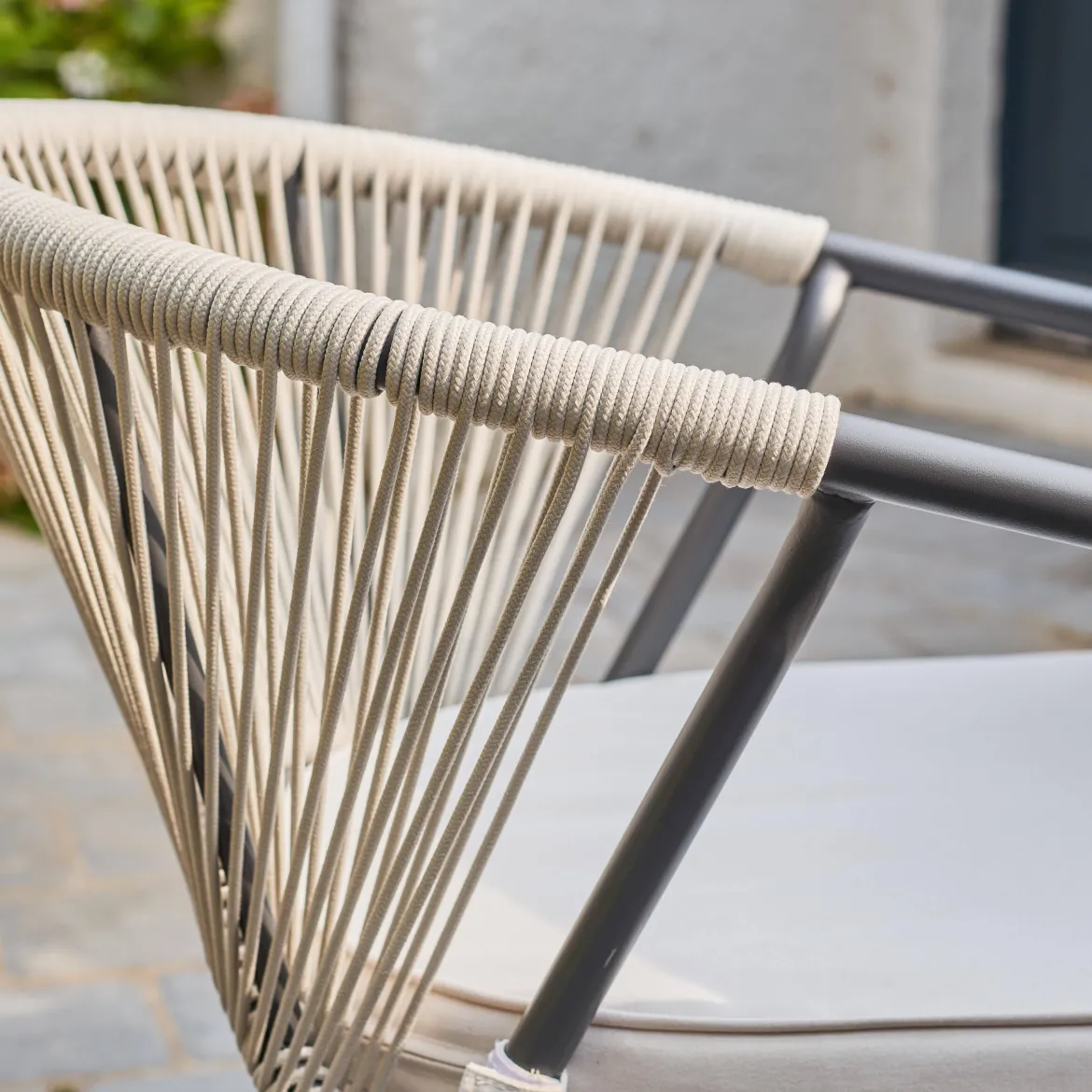 Set tavolo da giardino rotondo in alluminio e vetro con 6 sedie