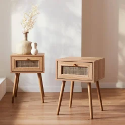 Set 2 comodini effetto legno e cannage