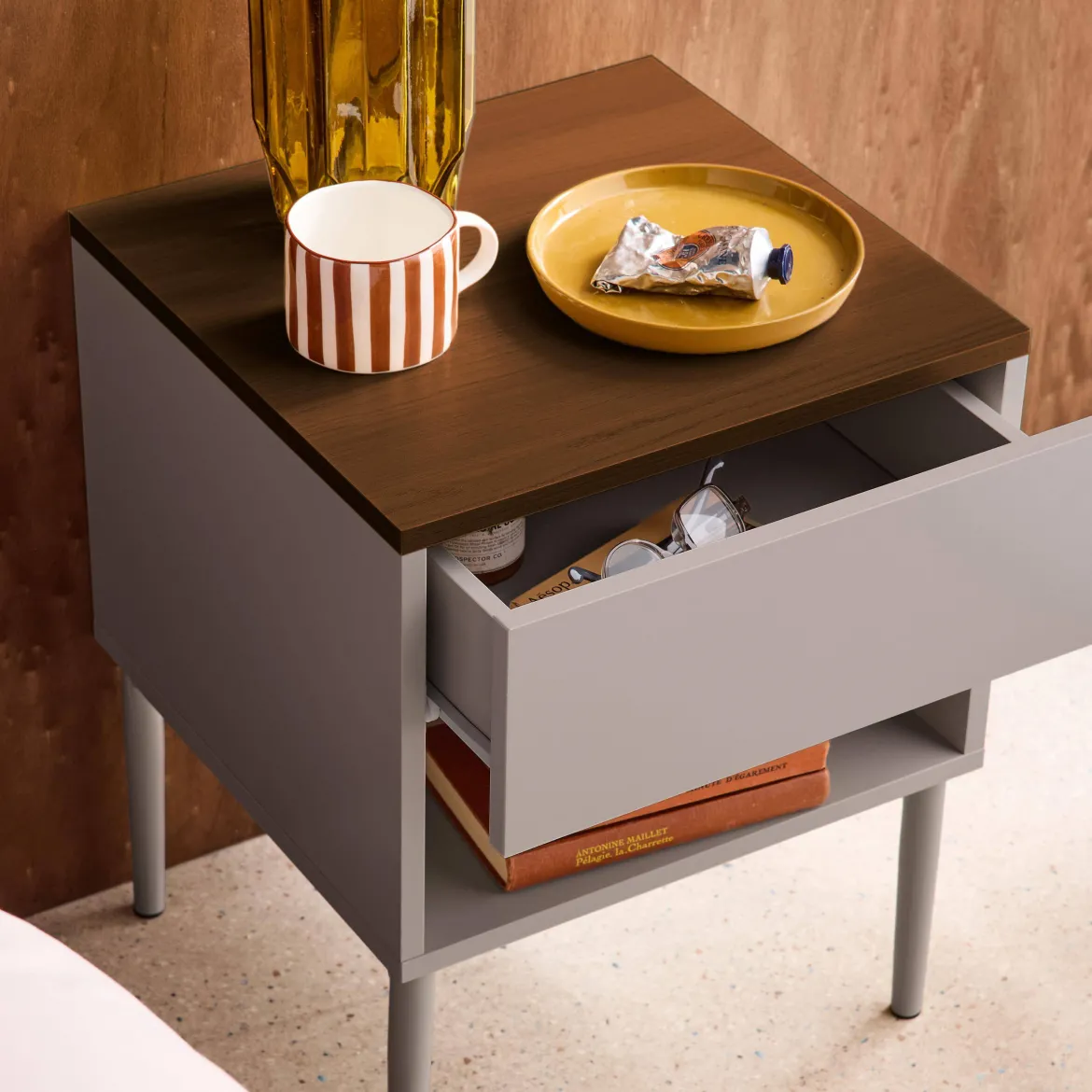 Set 2 comodini in metallo e decorazione in legno 1 anta 1 vano