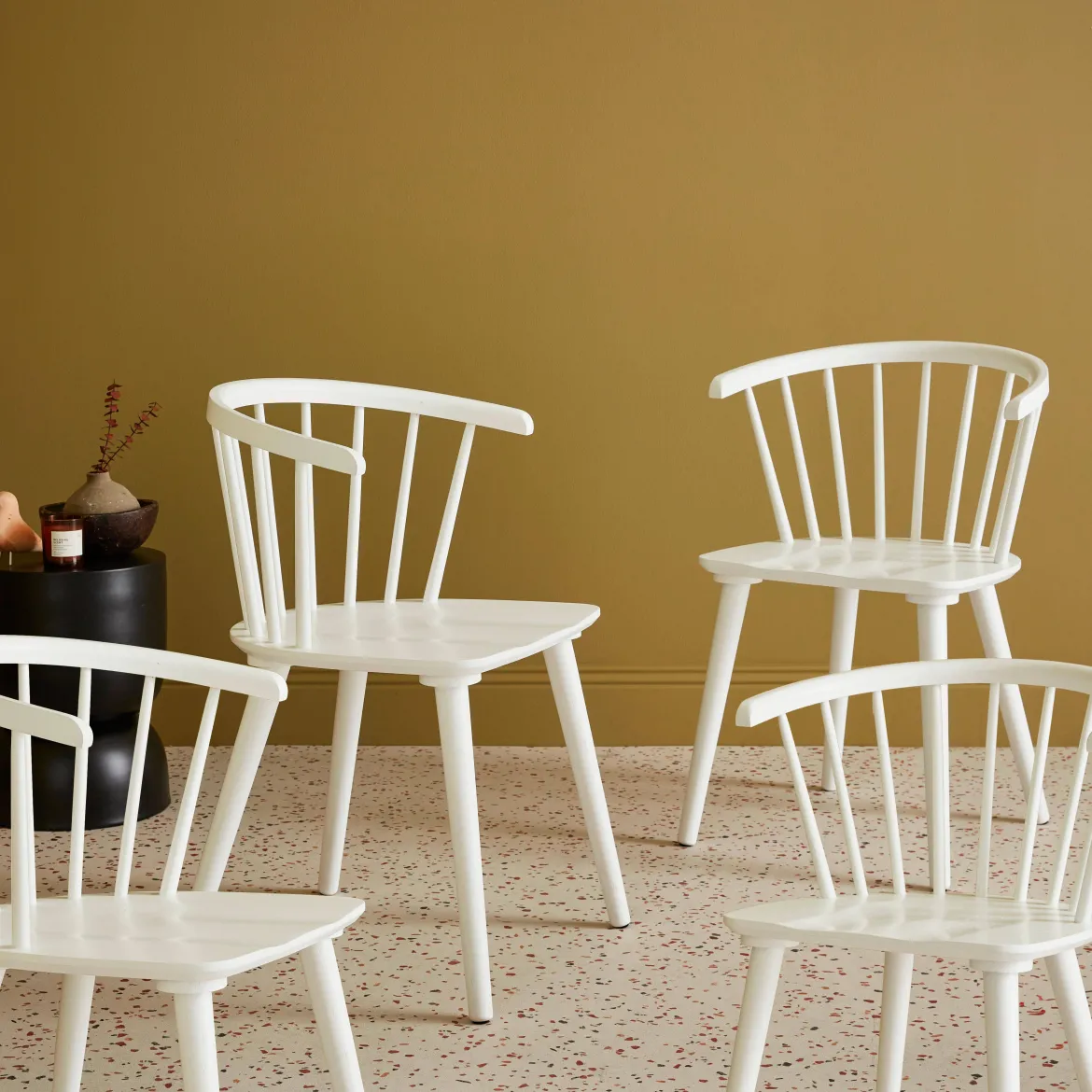 Set di 4 sedie in legno
