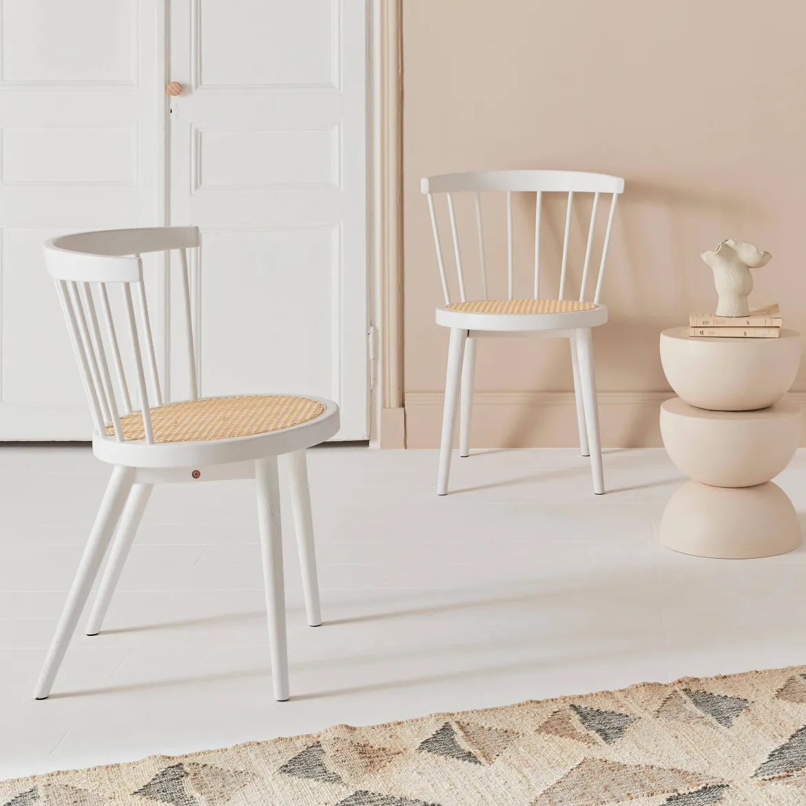 Set di 2 sedie in legno e rattan intrecciato, stile vimini