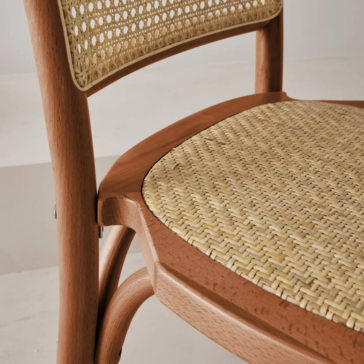 Set di 2 sedie vintage in legno e rattan