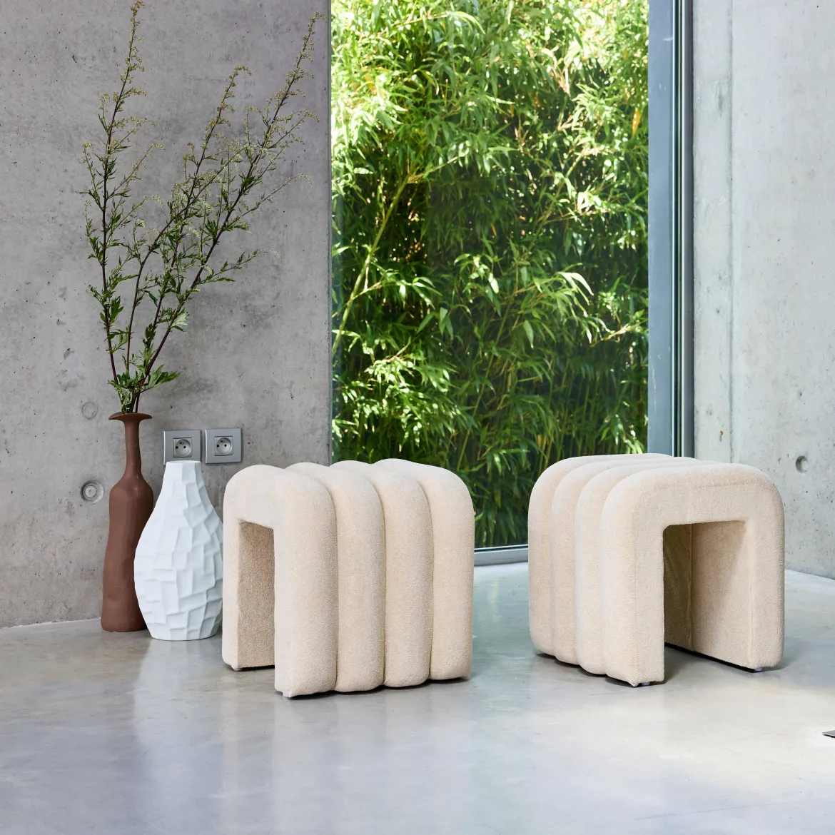 Set 2 pouf contemporanei in tessuto