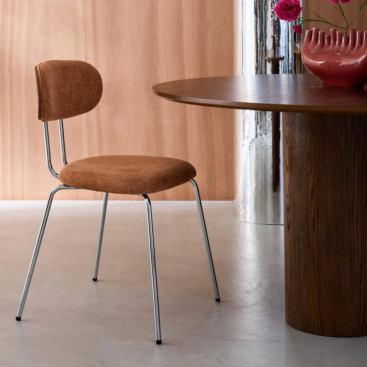 Set 2 sedie in legno tinto noce e tessuto idrorepellente