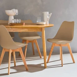 Set 4 sedie scandinave imbottite con gambe in legno