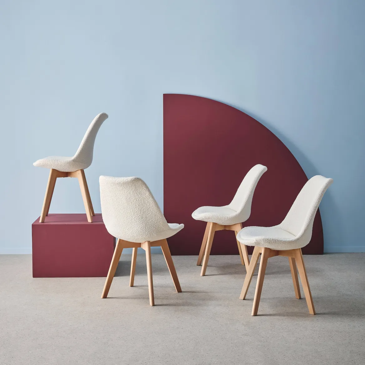 Set 4 sedie scandinave legno di faggio e bouclé strutturato
