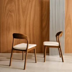 Set 2 sedie vintage in legno di hevea e tessuto