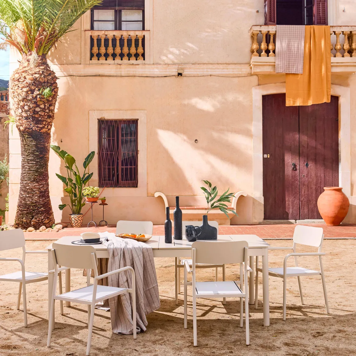 Set tavolo da giardino allungabile in alluminio e textilene con 8 sedie