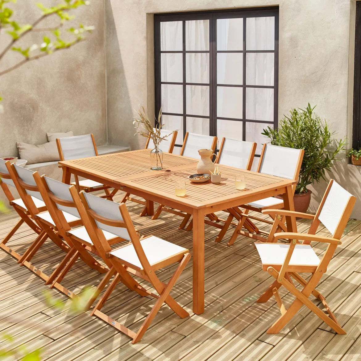 Set tavolo da giardino allungabile in legno con 10 sedie