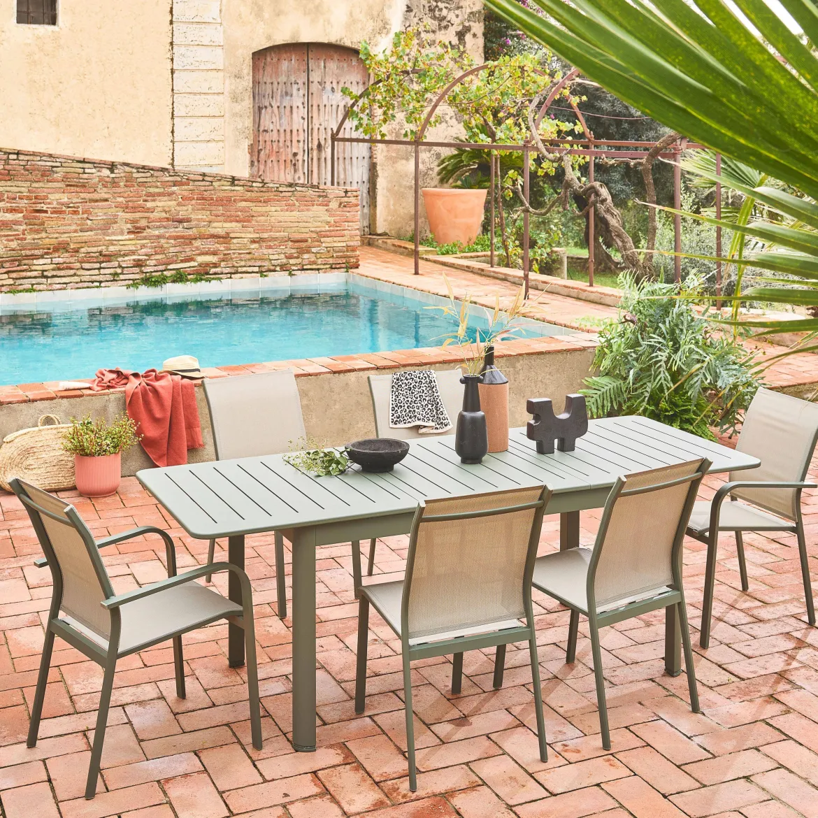 Set tavolo da giardino allungabile in alluminio con 6 sedie