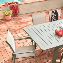 Set tavolo da giardino allungabile in alluminio con 8 sedie