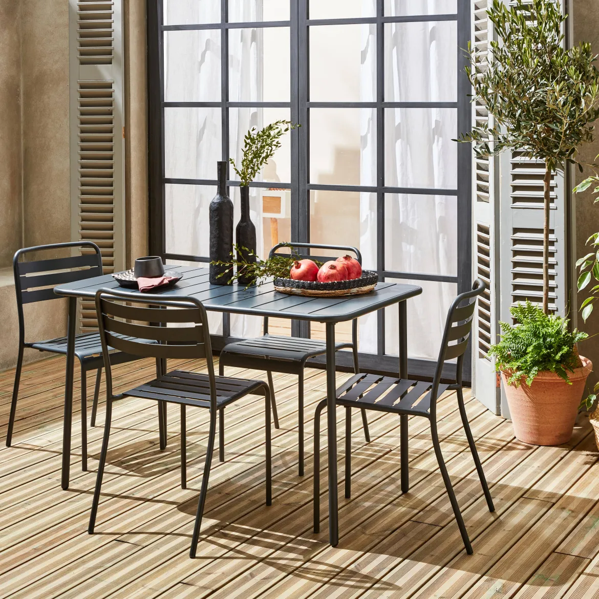 Set tavolo da giardino in acciaio con 4 sedie, 120cm
