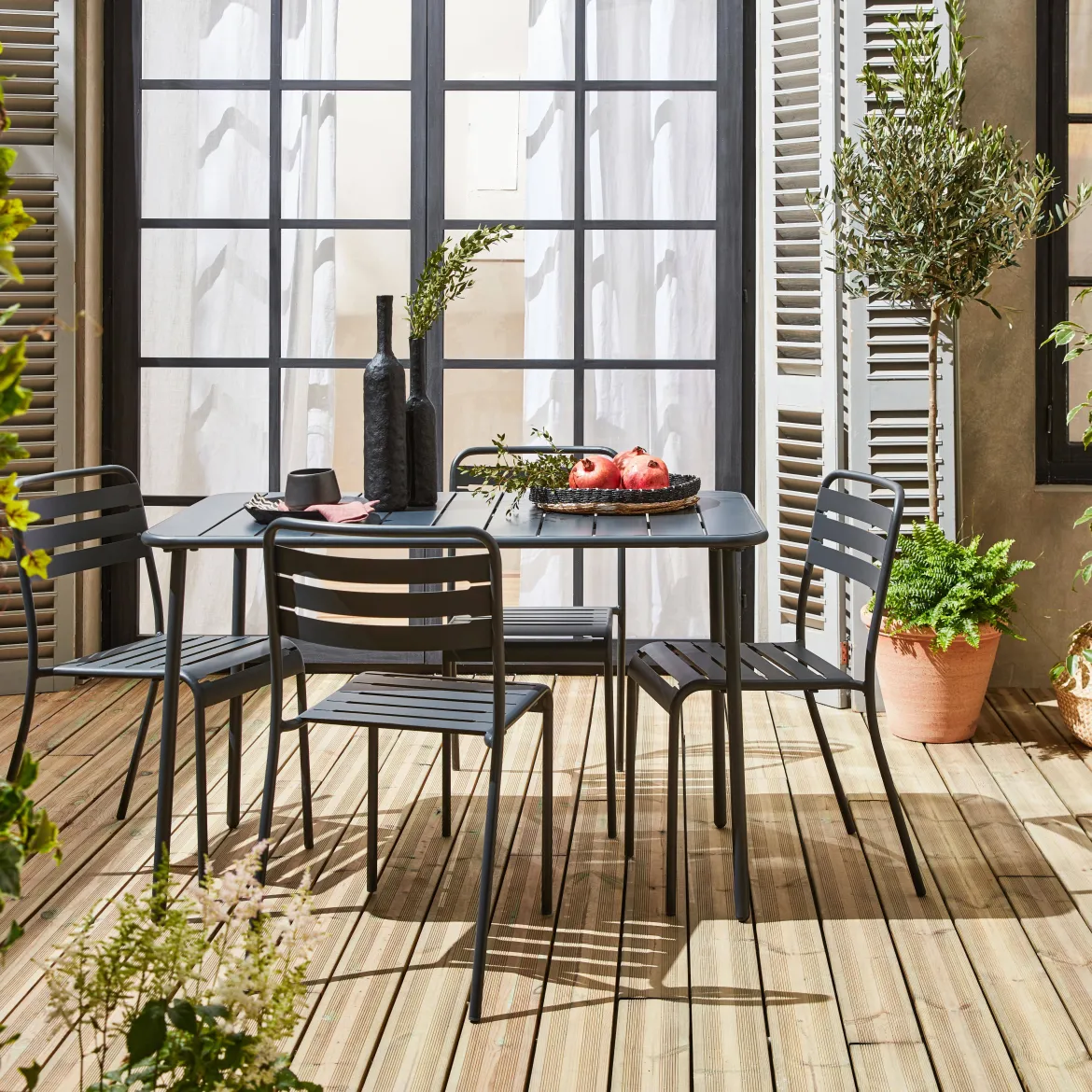 Set tavolo da giardino in acciaio con 4 sedie, 120cm