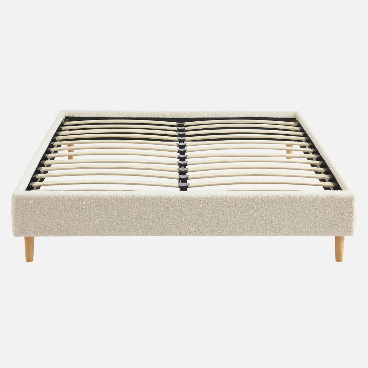 Struttura letto con rete a doghe, finitura bouclé, bianco