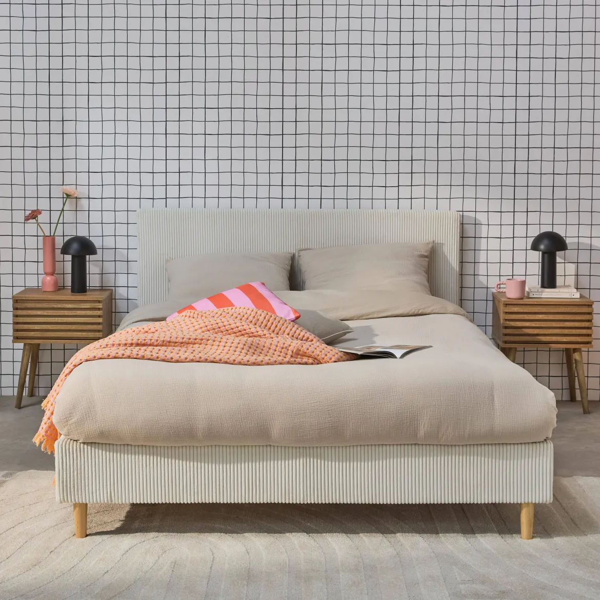 Struttura letto con rete a doghe e testiera 140x190cm, velluto a coste grosse