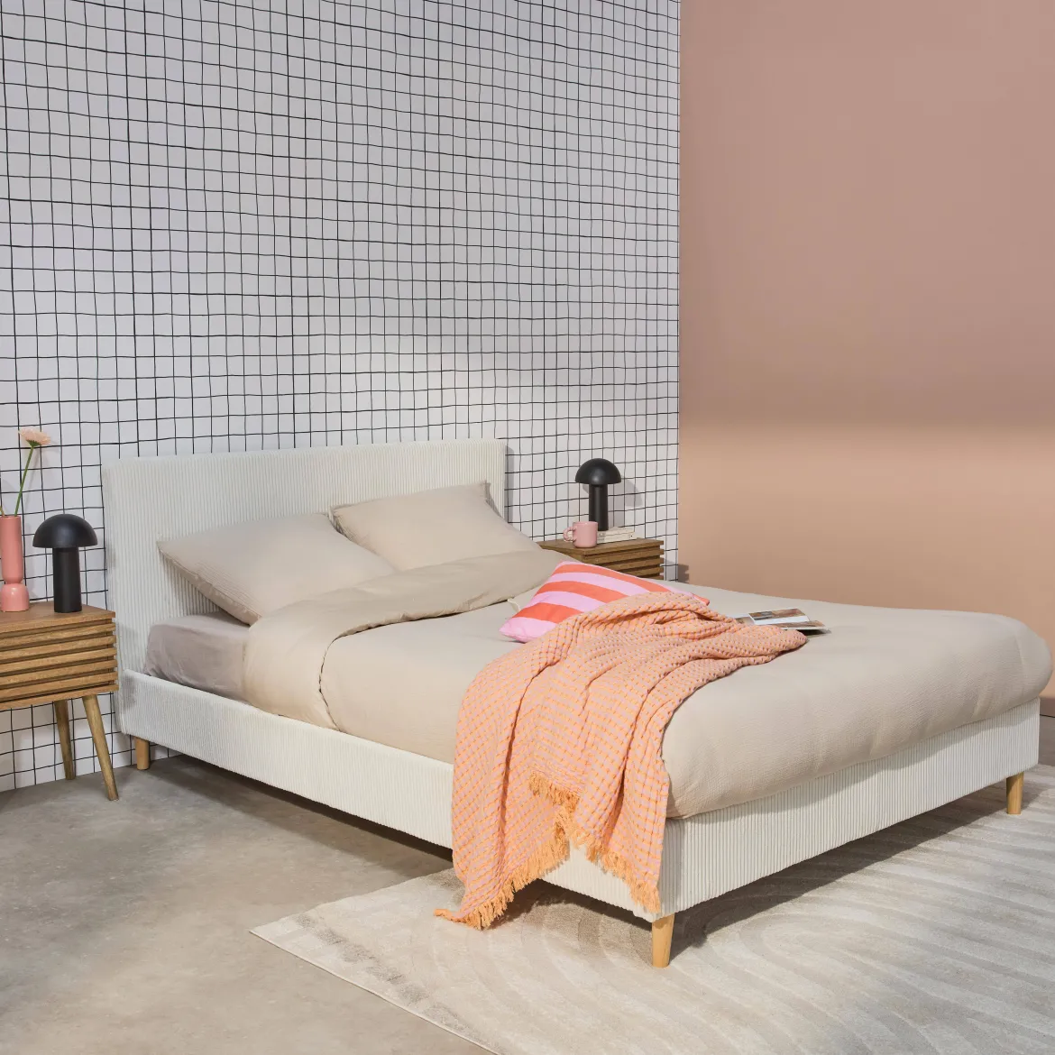 Struttura letto con rete a doghe e testiera 140x190cm, velluto a coste grosse