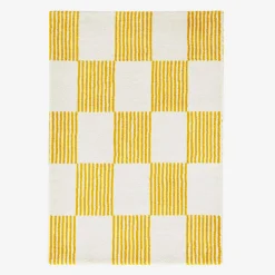 Tappeto interno a scacchi giallo e bianco