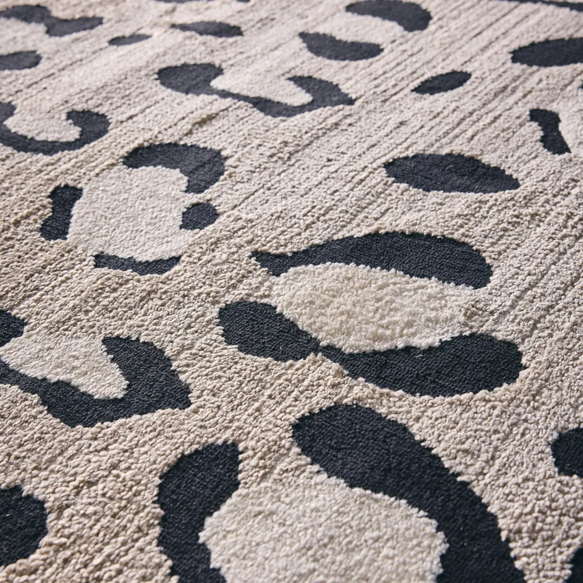 Tappeto interno motivo leopardo beige