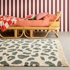 Tappeto interno cotone motivo maculato verde scuro con frange