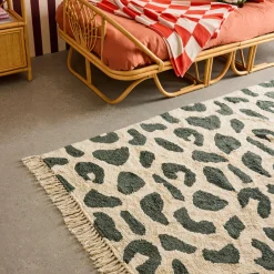 Tappeto interno cotone motivo maculato verde scuro con frange