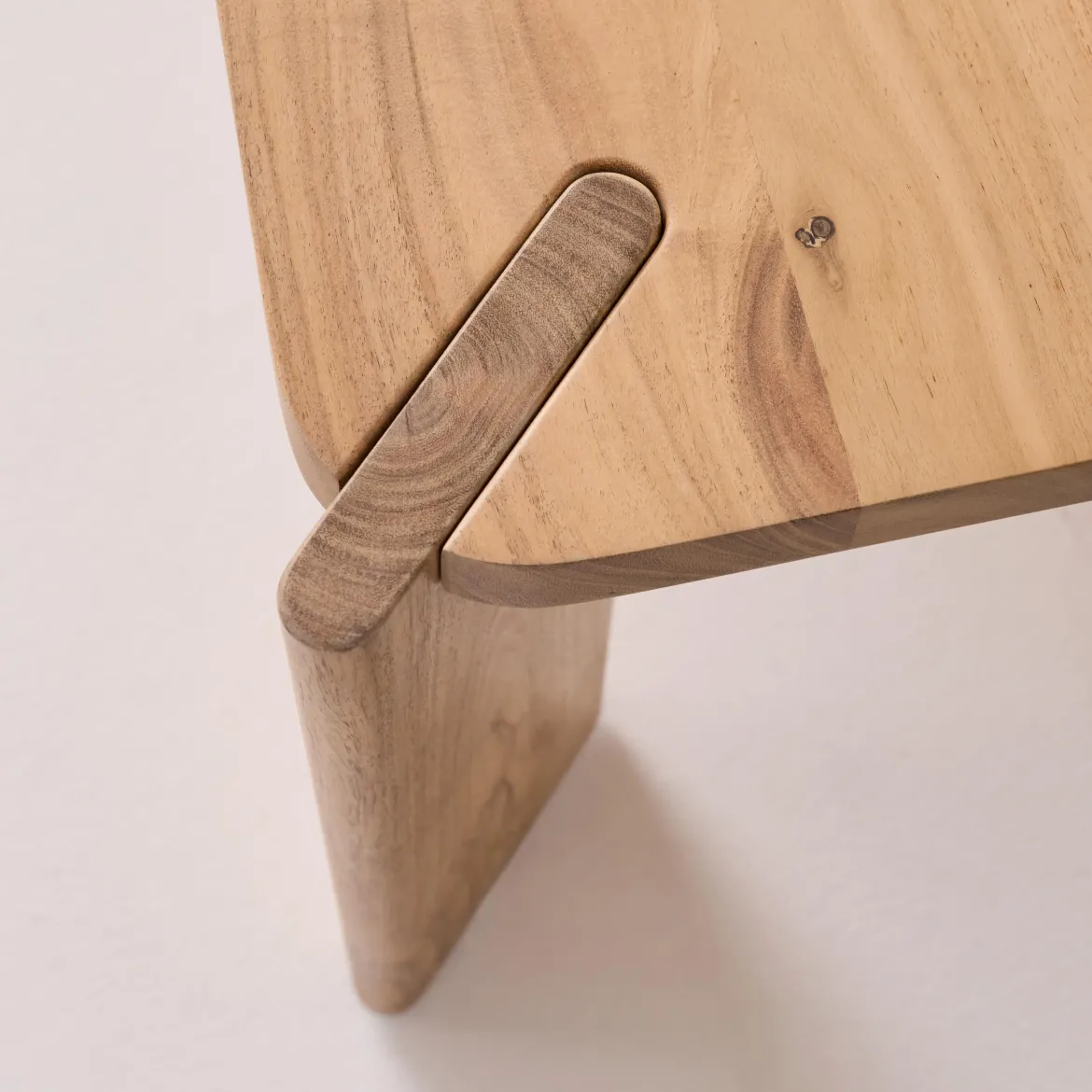 Tavolino esotico quadrato in legno massello, 80cm