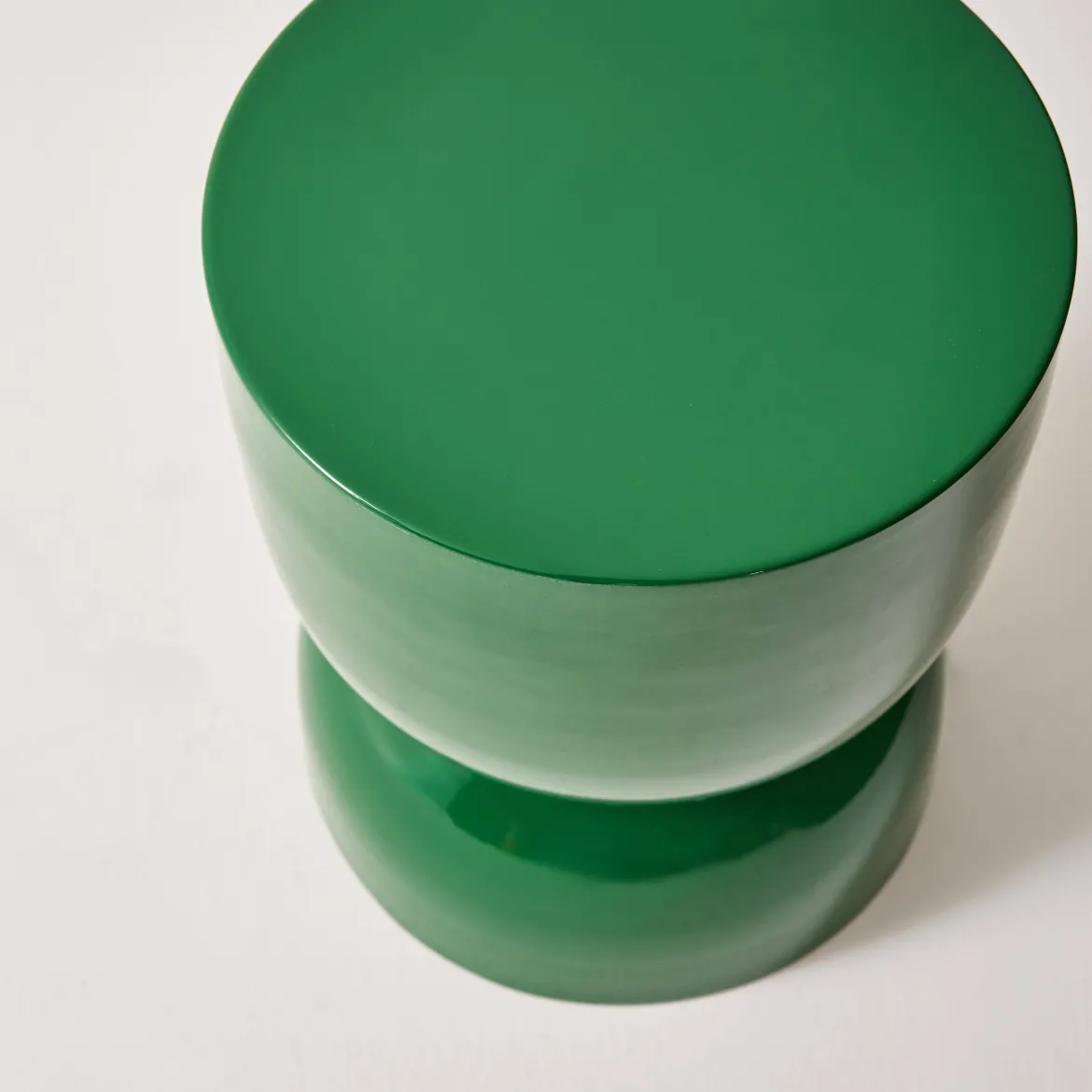 Tavolino in metallo effetto glassy, 42cm