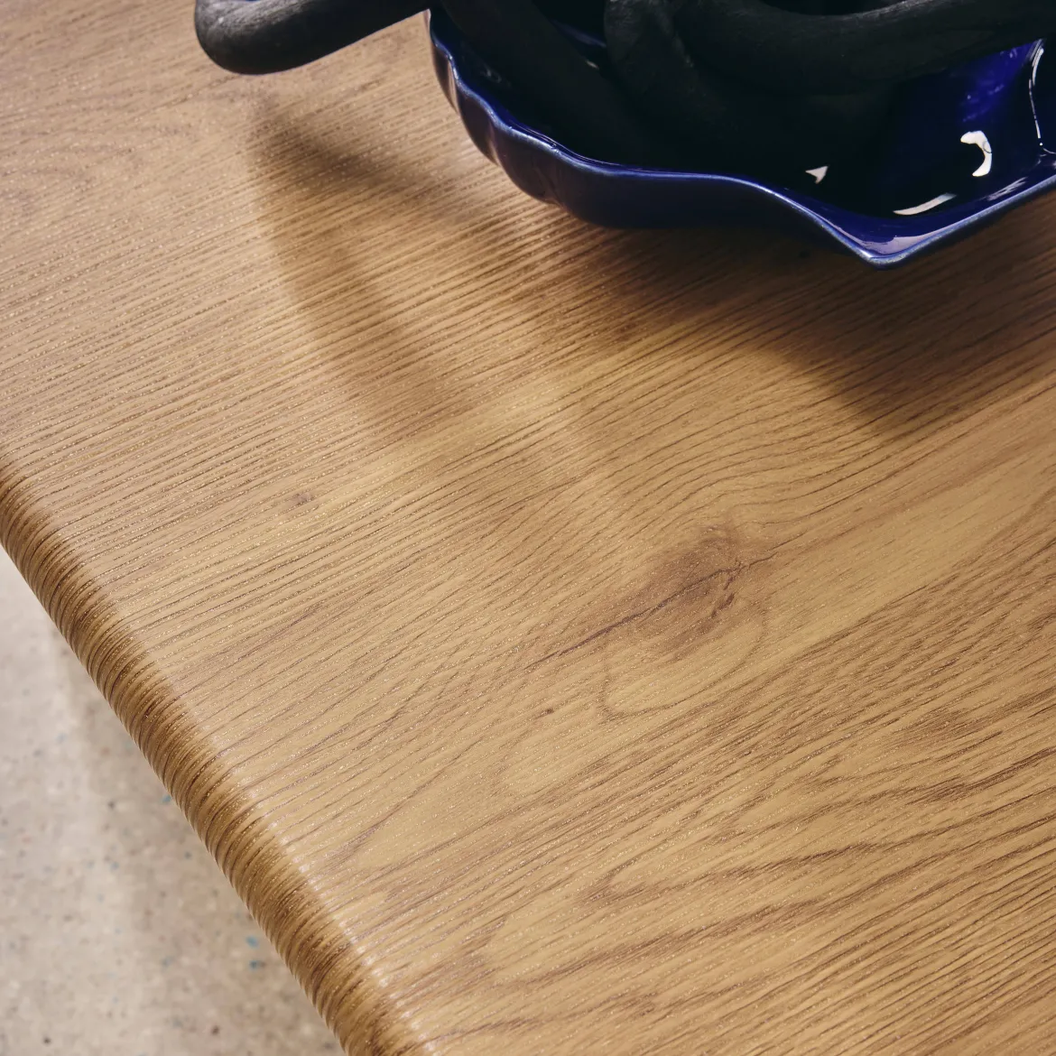 Tavolino quadrato effetto legno