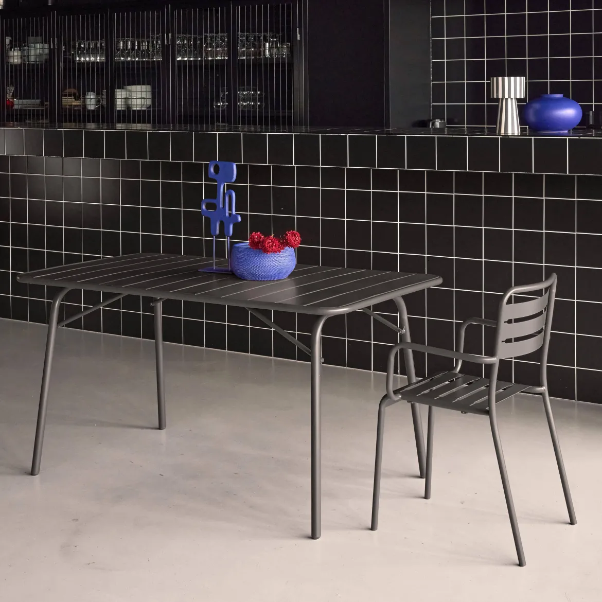 Tavolo da giardino pieghevole in metallo 6 posti, 140cm