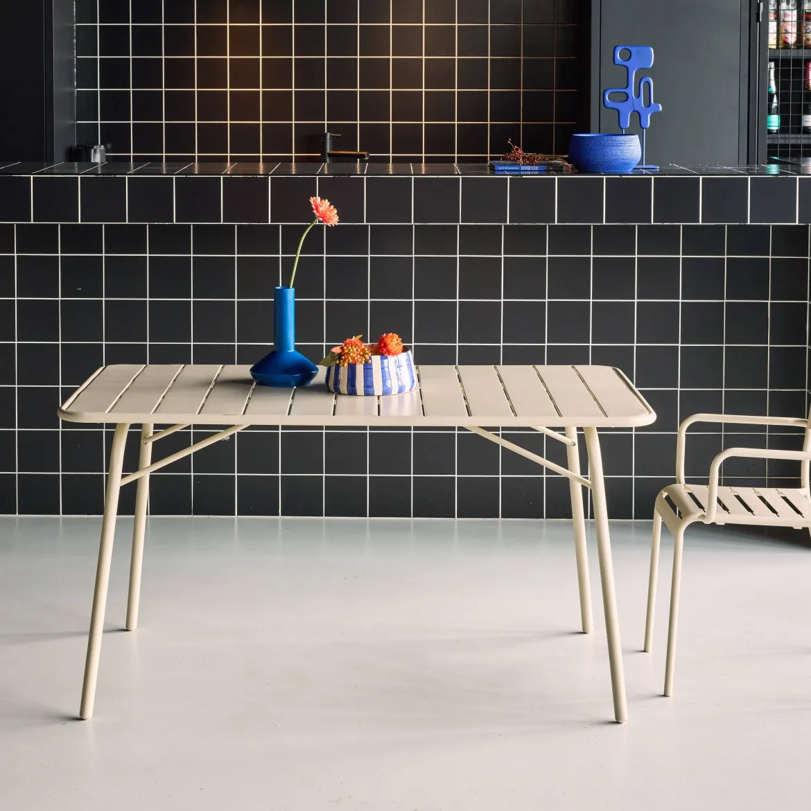 Tavolo da giardino pieghevole in metallo 6 posti, 140cm